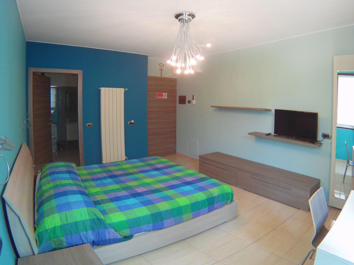 La Tarantola Bed & Breakfast Vermezzo Bagian luar foto