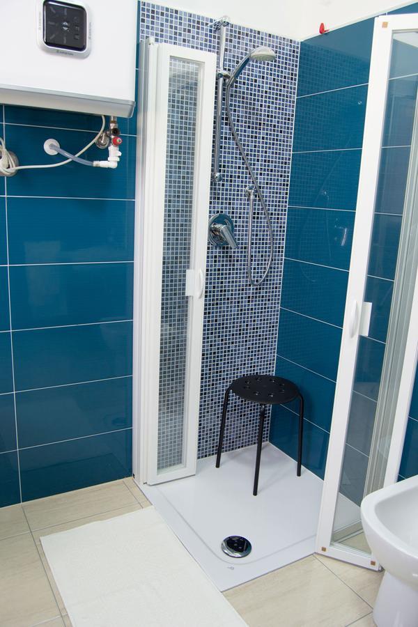 La Tarantola Bed & Breakfast Vermezzo Bagian luar foto